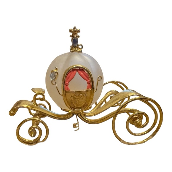 Disney Hallmark Keepsake Ornament 2017 Cinderella’s Carriage Princess - Picture 2 of 9